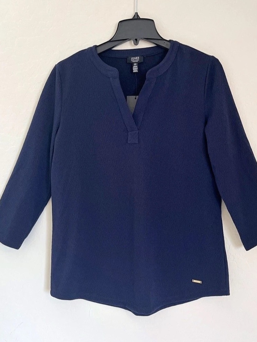 Jones New York Signature 3/4 Sleeve Stretch Notch Neck Tunic Top in Navy Size M